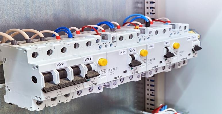 Technik Elektryk